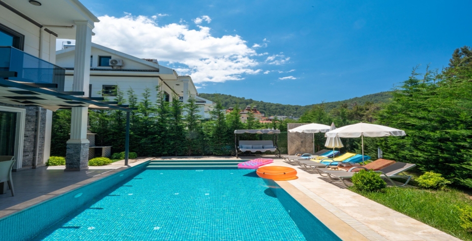 Villa Gold Rose 1 Resim