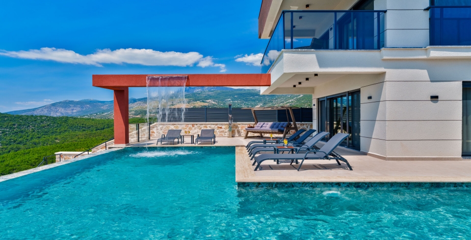 Villa Newcastle 3 Resim