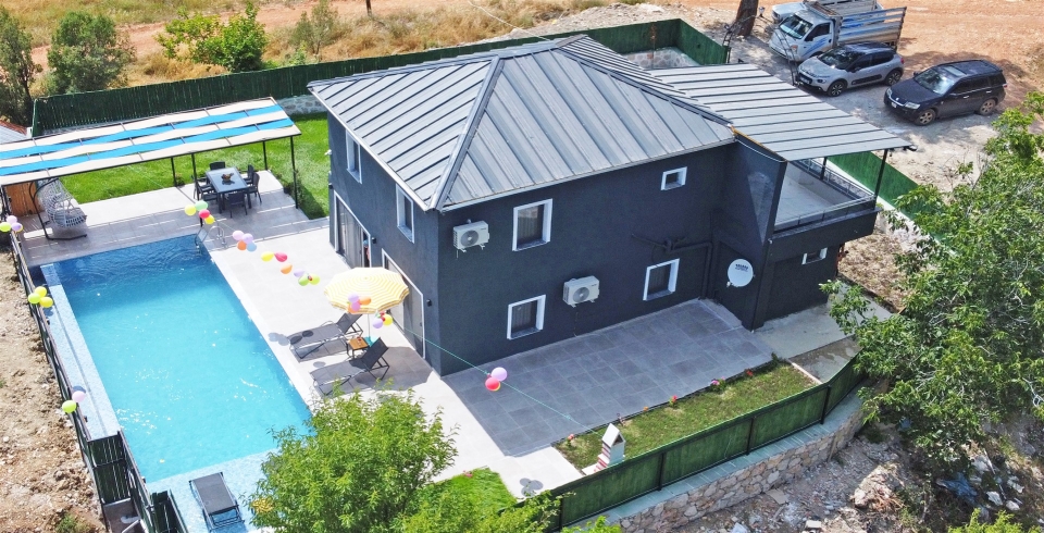 Villa Ecrin Su 4 Resim