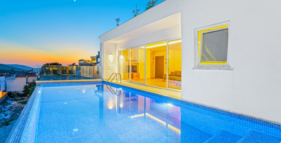 Villa Merit Natural 0 Resim