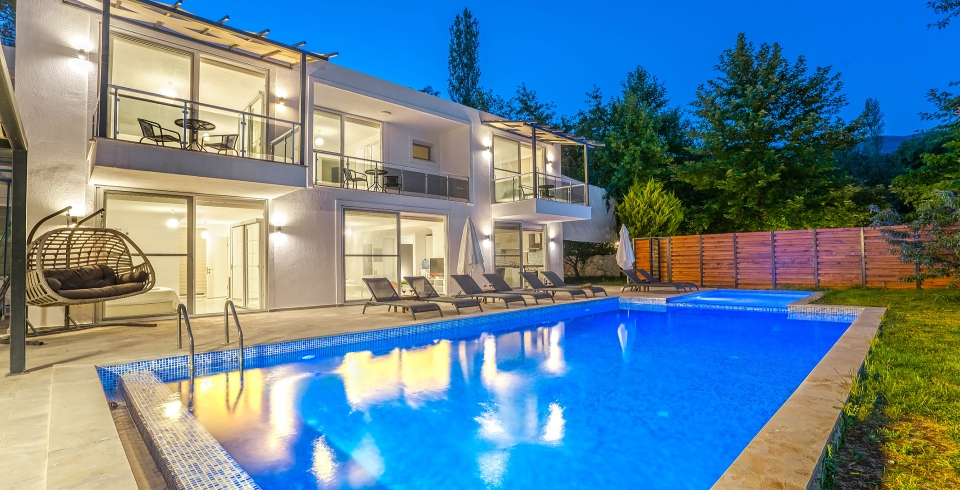 Villa Whitestone 1 Resim