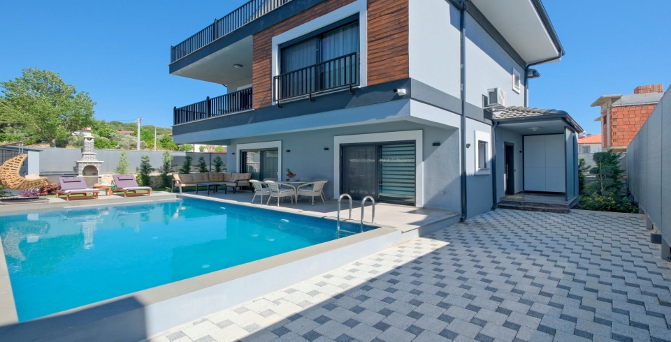 Villa White Day 2 0 Resim