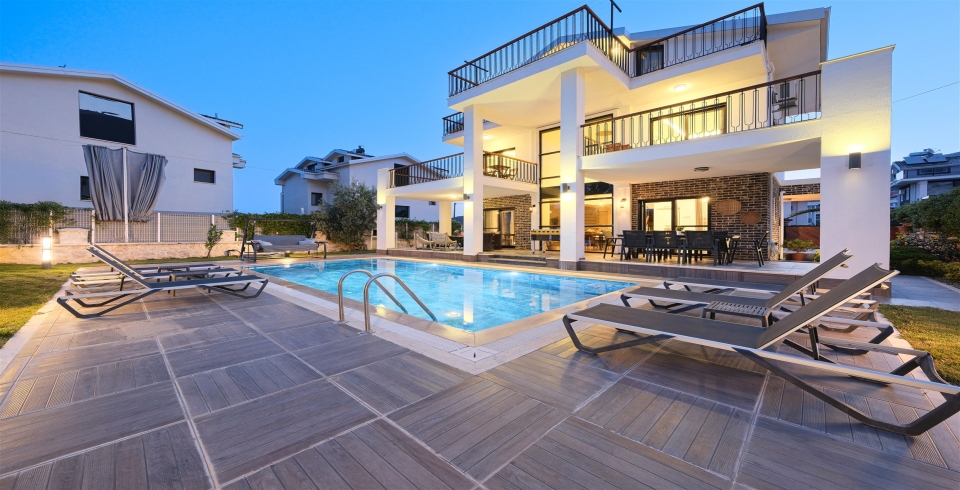 Villa Azmira 2 Resim