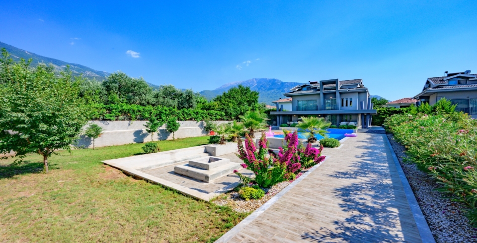 Villa Swarovski 3 Resim