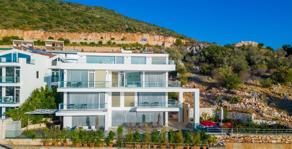 Villa Lumineux 0 Resim