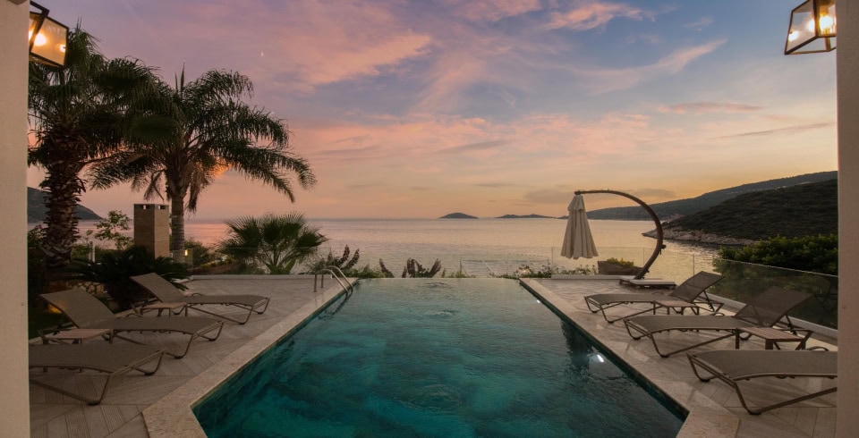 Villa Elena White 1 0 Resim