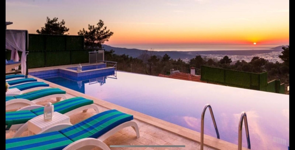 Villa Almira 1 Resim