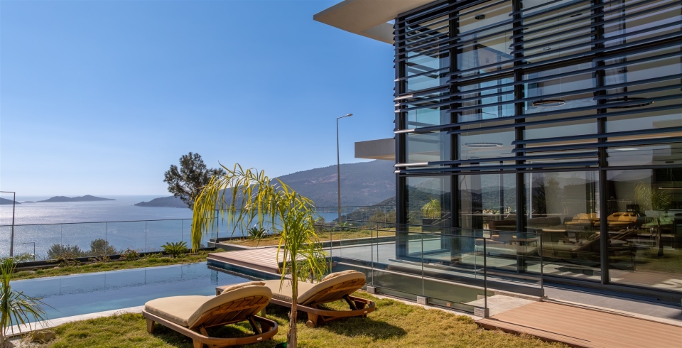 Villa Safran Flower 3 Resim