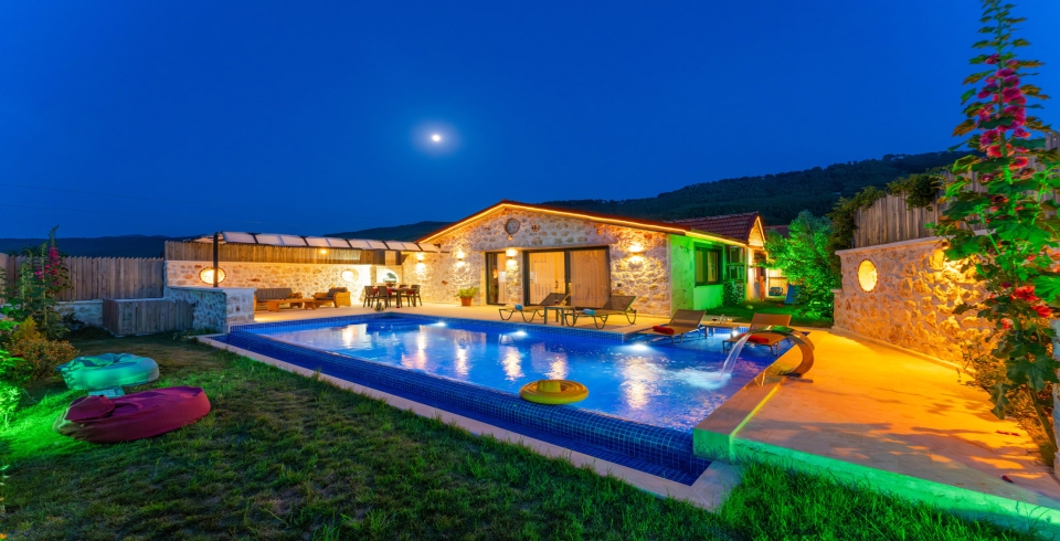 Villa Opulent 1 Resim