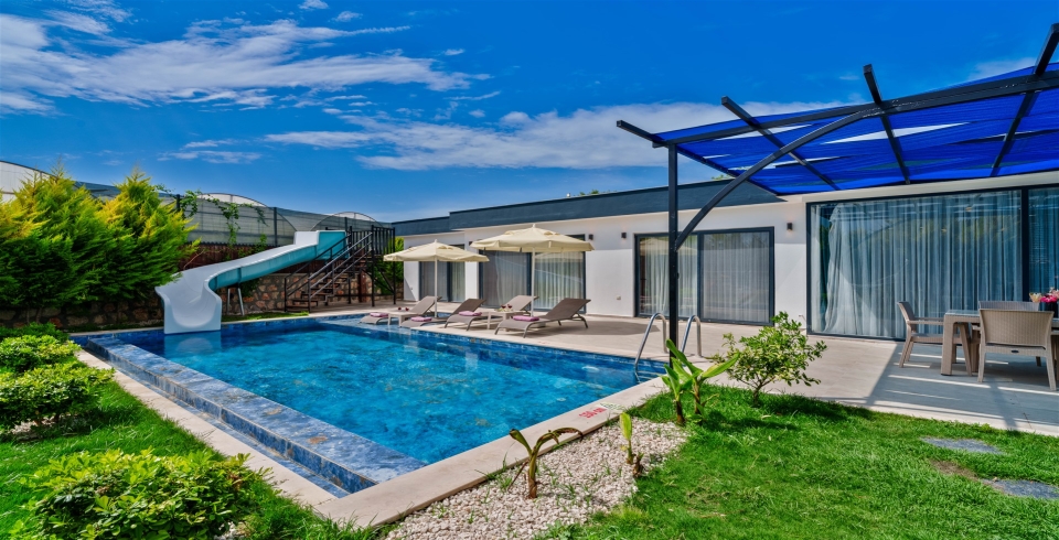 Villa Elena 1 0 Resim