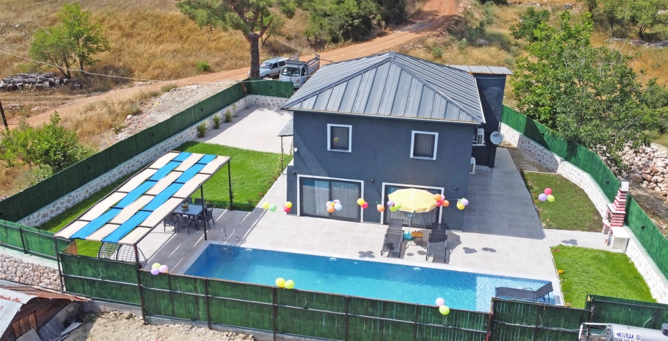 Villa Ecrin Su 2 Resim