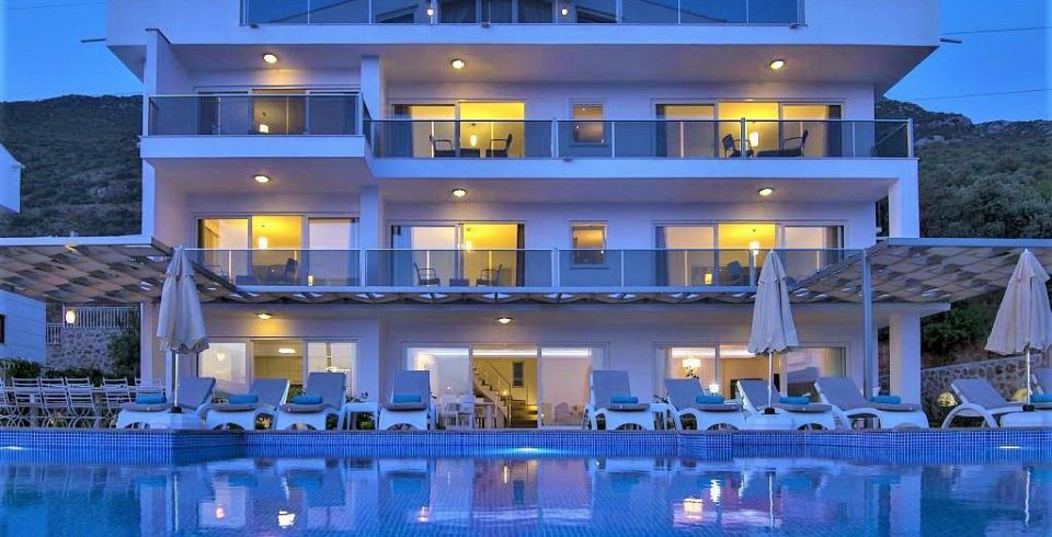 Villa Falcon Exclusive 0 Resim