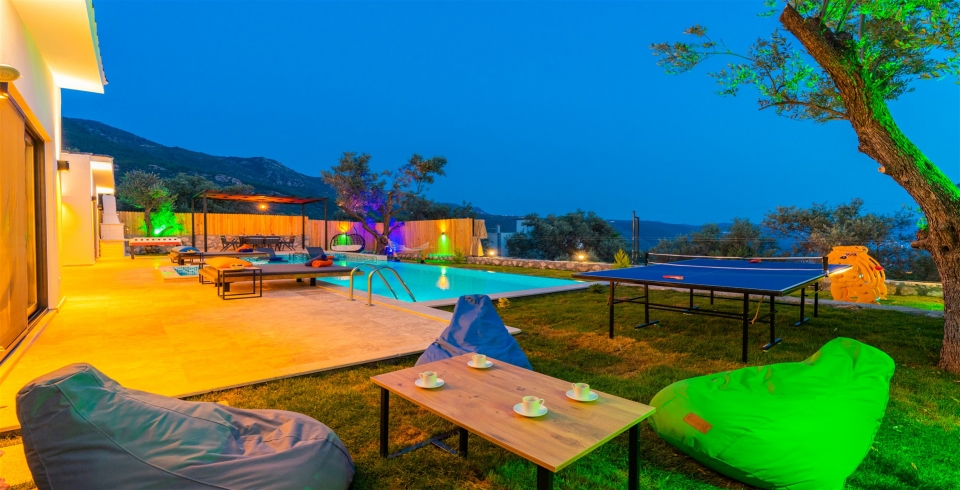 Villa İbiza Çayköy 4 Resim