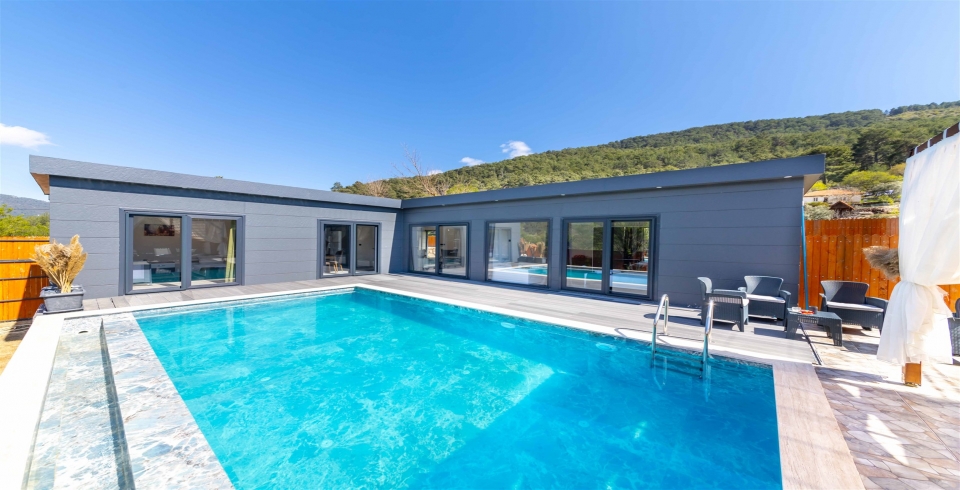 Villa Loçka 0 Resim