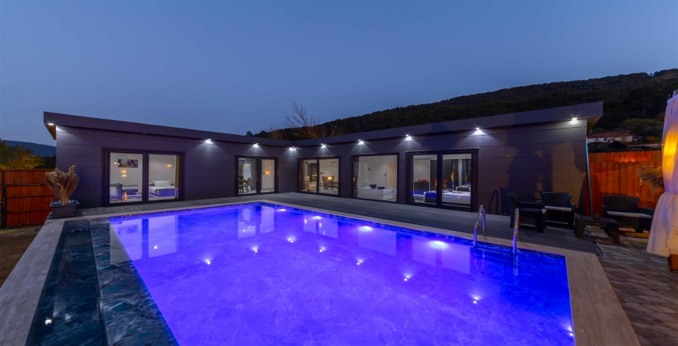 Villa Loçka 2 Resim